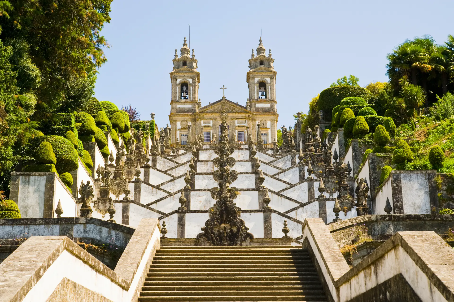 Private Braga and Guimarães Day Tour from Porto from Porto — small-group guided tour with Oporto Road Trips