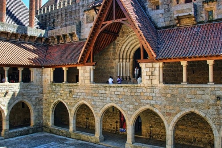 Historical Braga & Guimarães Tour